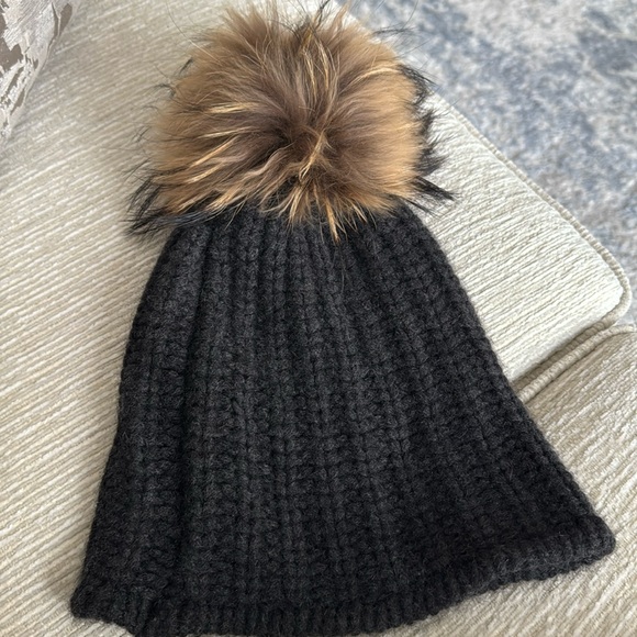 360 cashmere gray winter hat/beanie - Picture 1 of 5